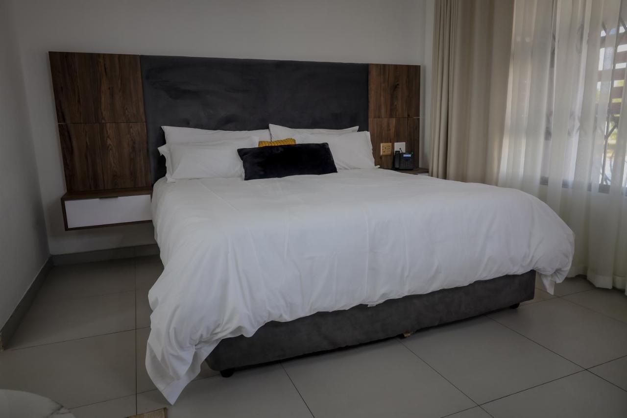 El Infinito Lifestyle Hotel Kempton Park Kültér fotó
