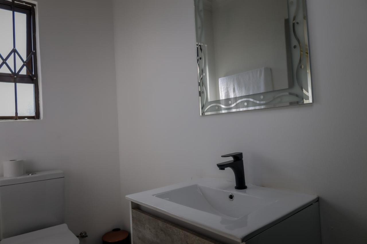 El Infinito Lifestyle Hotel Kempton Park Kültér fotó