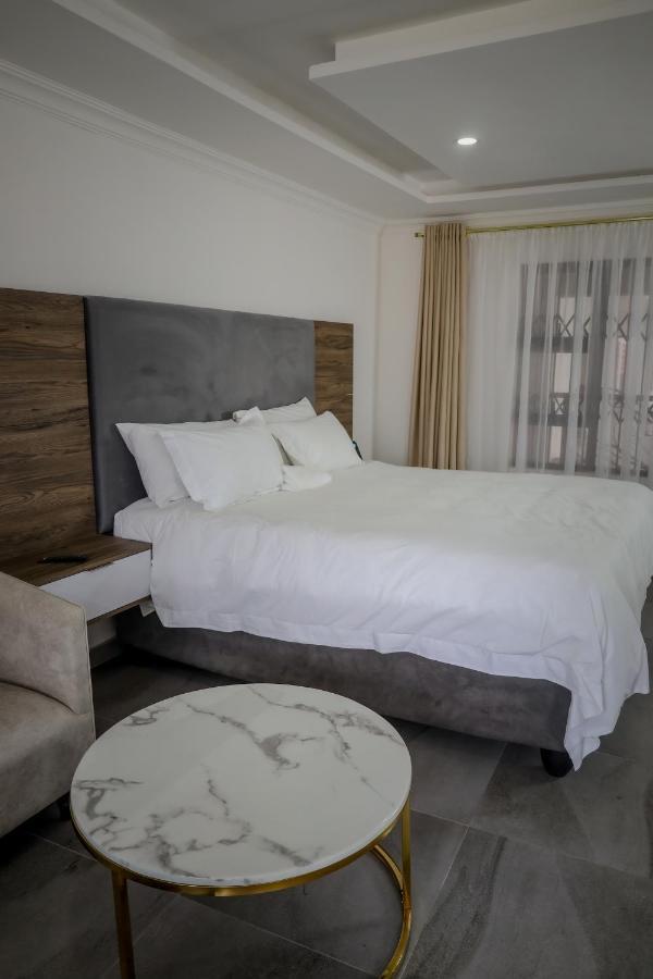 El Infinito Lifestyle Hotel Kempton Park Kültér fotó