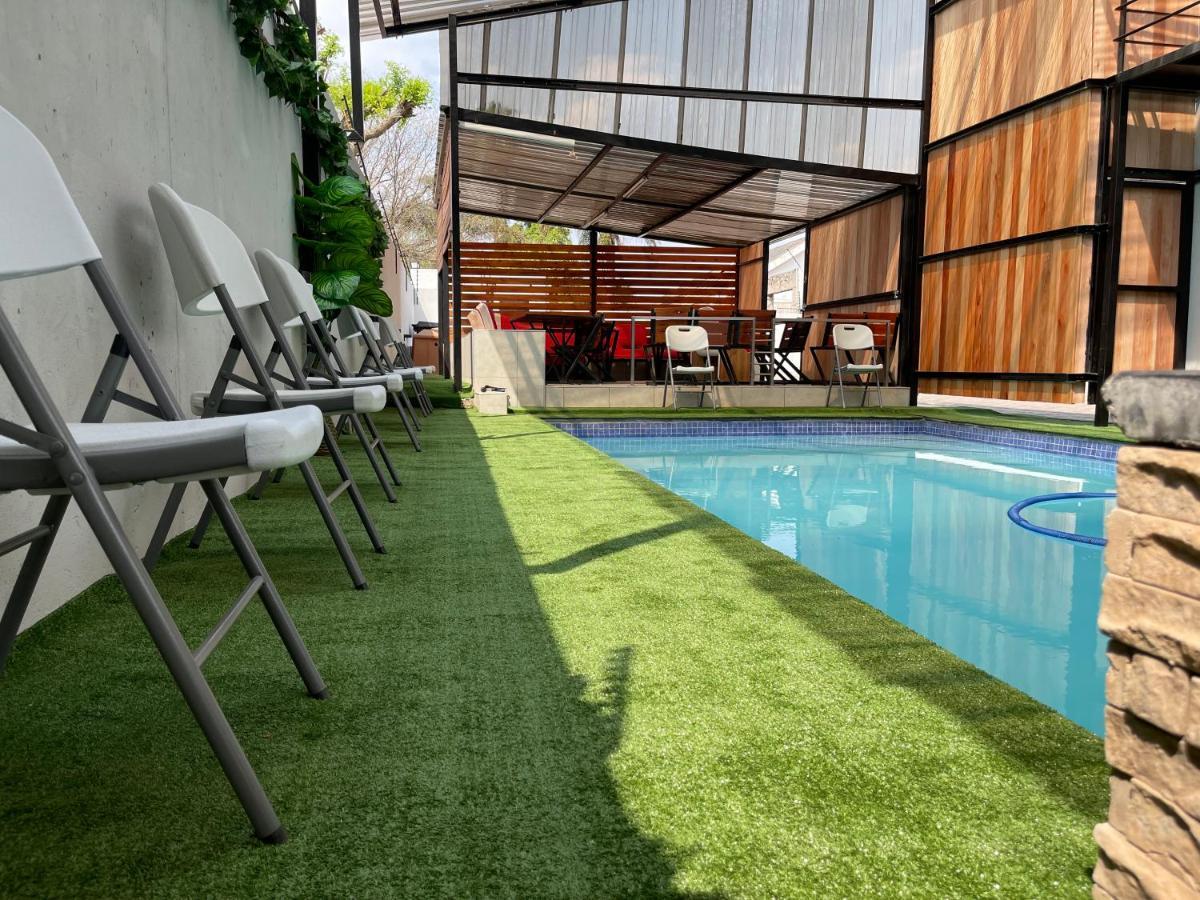 El Infinito Lifestyle Hotel Kempton Park Kültér fotó