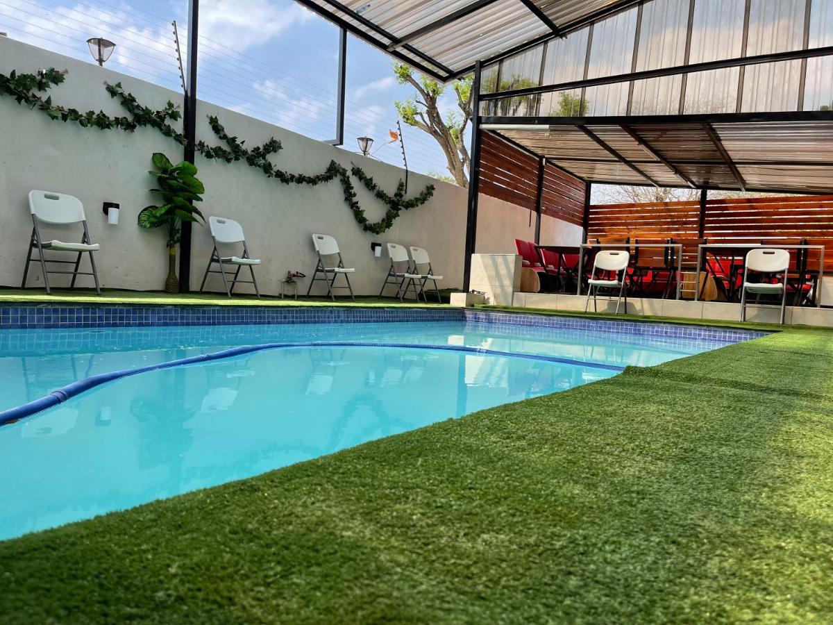 El Infinito Lifestyle Hotel Kempton Park Kültér fotó